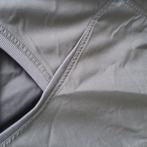 Scrub star charcoal gray scrub top - Picture 3 of 4